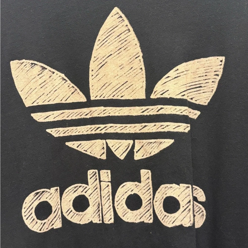 Adidas | Soft Black Top size Large